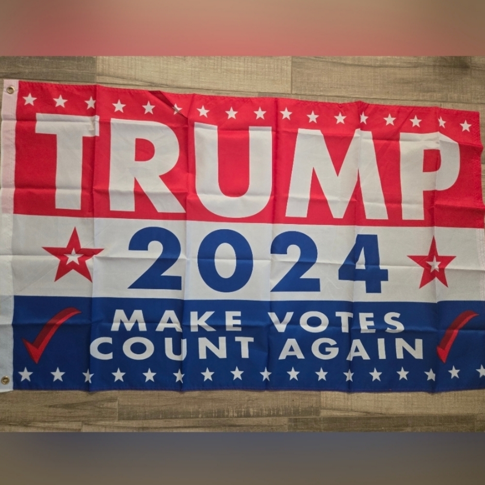 TRUMP FLAG
